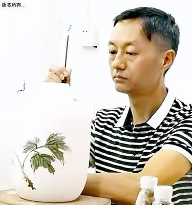 瓷上繪丹青，藝心映湘情——岳塘區美協組織文藝家赴醴陵開展“瓷繪”采風創作交流活動側記